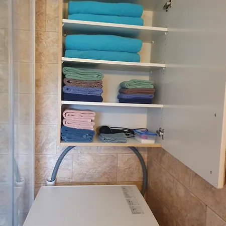 Feriehus Med Utsikt Mot Fjellet Hoven