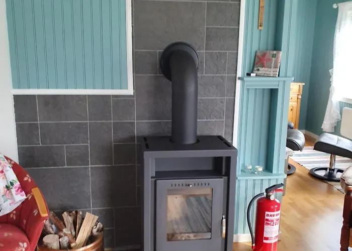 Med Utsikt Mot Fjellet Hoven