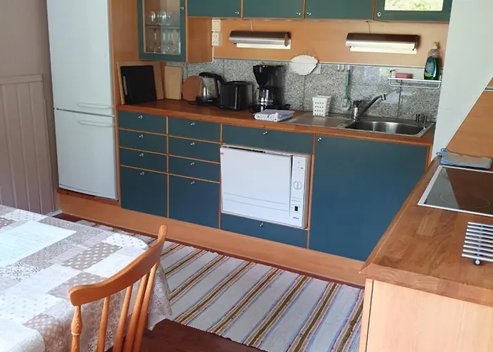 Med Utsikt Mot Fjellet Hoven Holiday home